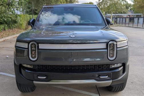 2023 Rivian R1S Adventure Quad-Motor Large Package
