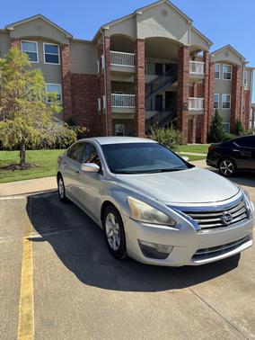 Silver 2013 Nissan Altima 2.5 S