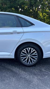 White 2019 Volkswagen Jetta 1.4T SE