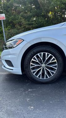 White 2019 Volkswagen Jetta 1.4T SE