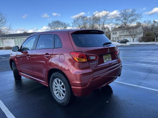 2011 Mitsubishi Outlander Sport ES