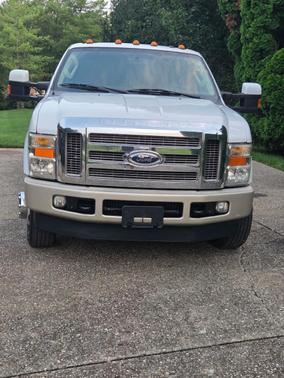White 2010 Ford F-350 King Ranch