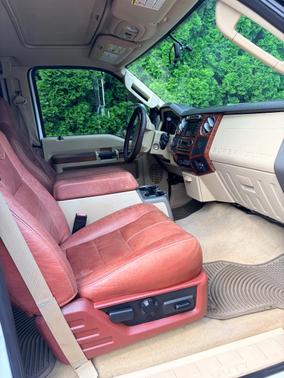 White 2010 Ford F-350 King Ranch