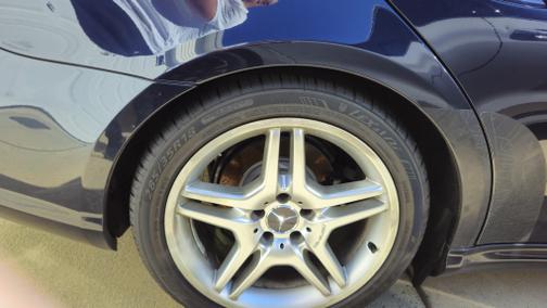 Blue 2006 Mercedes-Benz CLS-Class CLS500