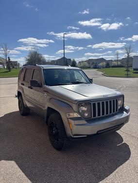 Gray 2012 Jeep Liberty Sport