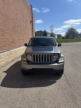 Gray 2012 Jeep Liberty Sport