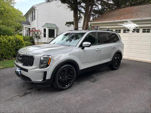 Gray 2022 Kia Telluride EX