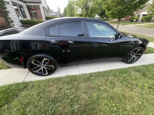 2016 Dodge Charger SXT
