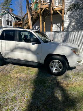 White 2003 Toyota 4Runner SR5