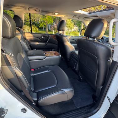 White 2019 INFINITI QX80 LUXE