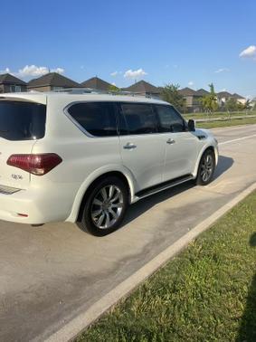 2013 INFINITI QX56 Base