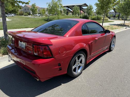 2000 Ford Mustang GT