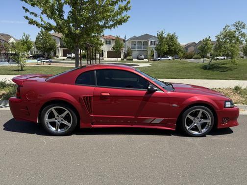 2000 Ford Mustang GT