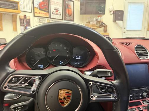 Silver 2022 Porsche 718 Spyder 718 Spyder