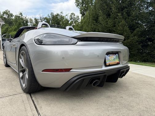 Silver 2022 Porsche 718 Spyder 718 Spyder