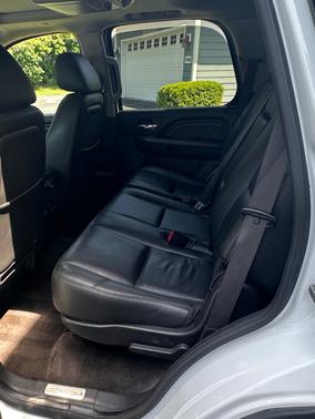 White 2012 GMC Yukon Denali