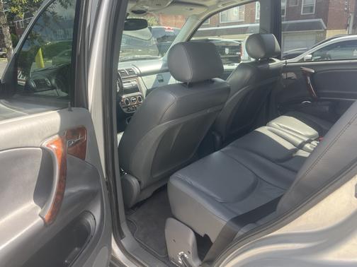 Silver 1999 Mercedes-Benz M-Class ML320