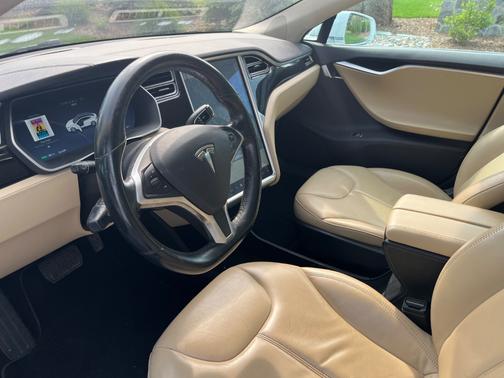 2012 Tesla Model S Base
