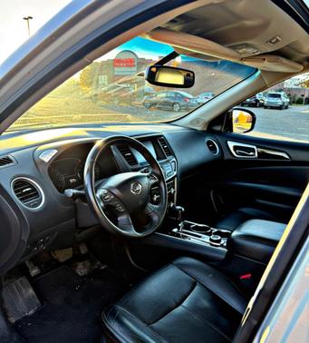 2013 Nissan Pathfinder SL