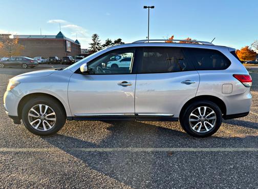 2013 Nissan Pathfinder SL