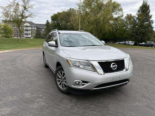 2013 Nissan Pathfinder SL