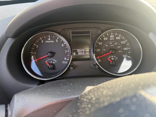 2012 Nissan Rogue S