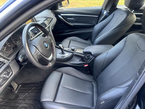 2017 BMW 330 i