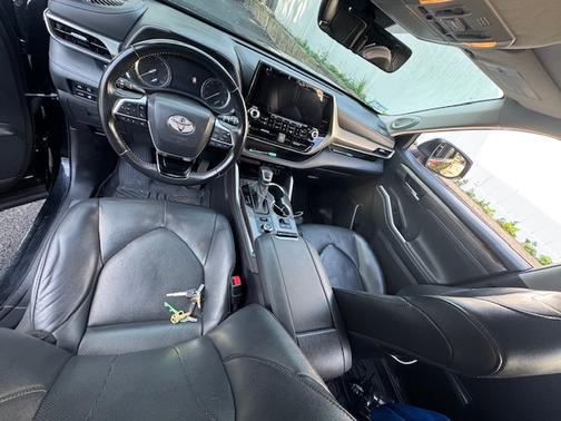 2021 Toyota Highlander Limited