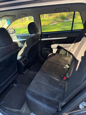 Gray 2013 Subaru Outback 2.5i Premium