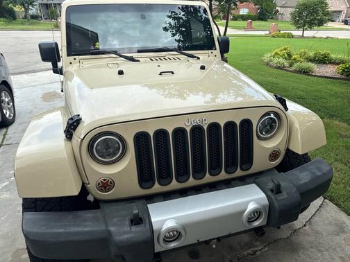 2011 Jeep Wrangler Unlimited Sahara