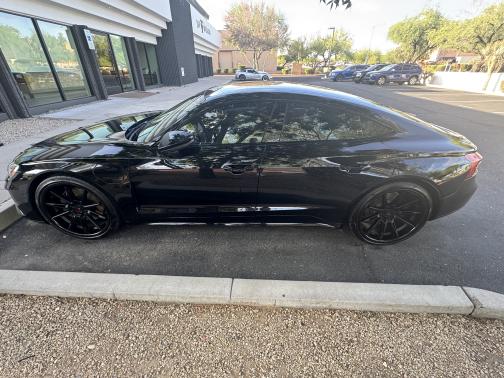 2022 Audi e-tron GT Prestige