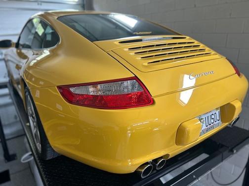 2006 Porsche 911 911 Carrera 4