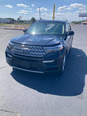 Black 2022 Ford Explorer Limited