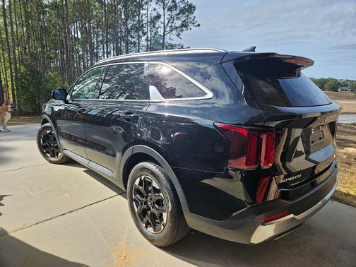 2024 Kia Sorento S