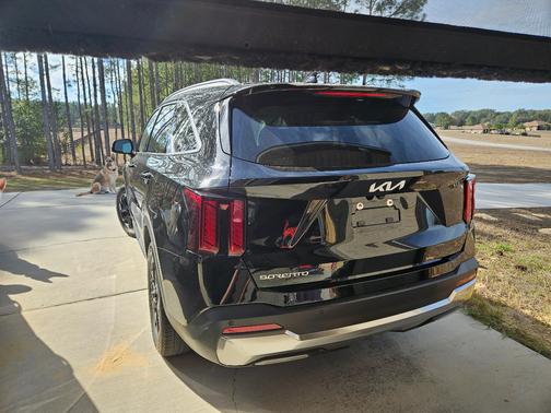 2024 Kia Sorento S
