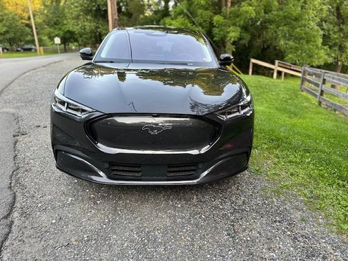 2022 Ford Mustang Mach-E Premium