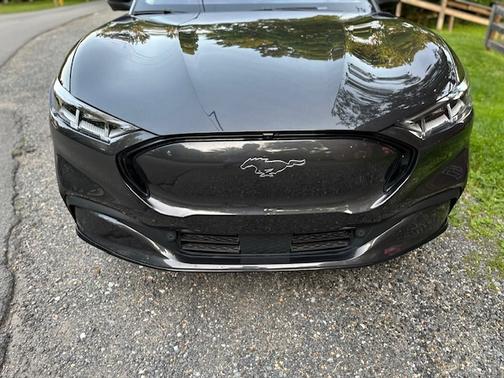 2022 Ford Mustang Mach-E Premium