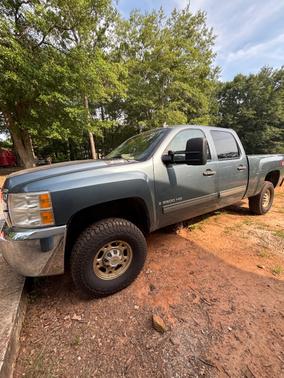 2009 Chevrolet Silverado 2500 LT Crew Cab