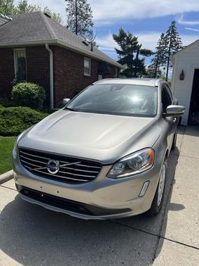 2016 Volvo XC60 T5 Premier