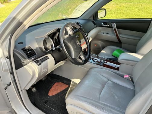 2011 Toyota Highlander Hybrid Limited