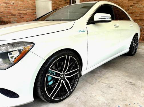White 2017 Mercedes-Benz CLA 250 Base