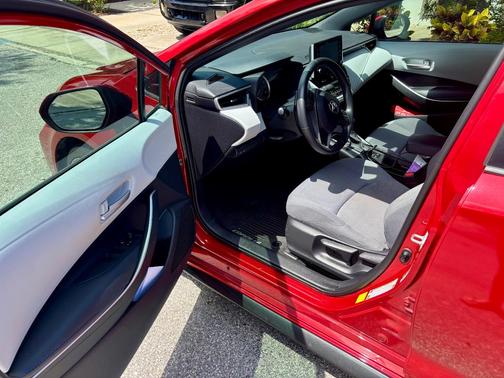 Red 2020 Toyota Corolla SE