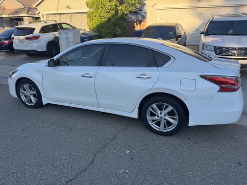 2015 Nissan Altima 2.5 SV
