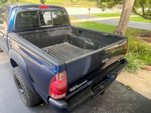 Blue 2006 Toyota Tacoma Double Cab