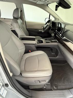 Silver 2021 Toyota Sienna XLE 7 Passenger