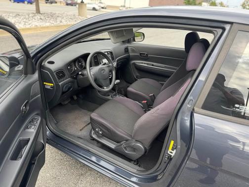 2010 Hyundai Accent GS