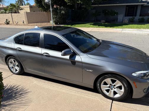 2012 BMW 528 i