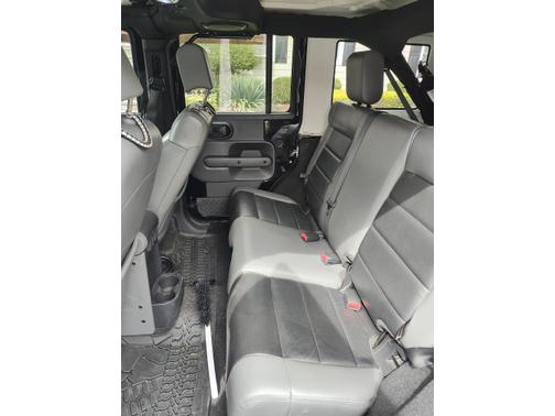 2010 Jeep Wrangler Unlimited Sahara