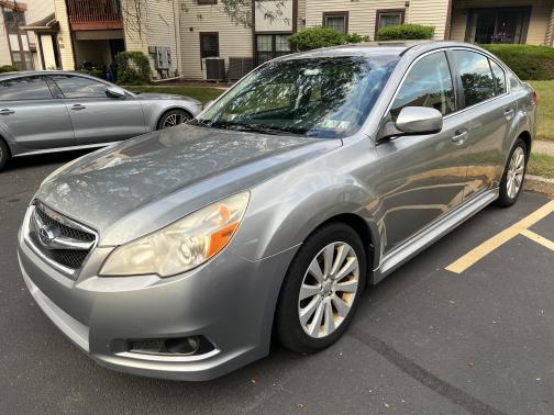 2010 Subaru Legacy 3.6 R Limited