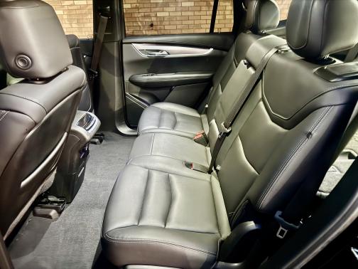 2023 Cadillac XT6 Luxury AWD